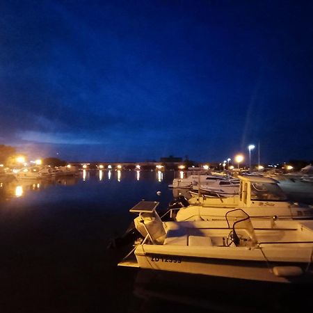 Zadar Beach Apartments Bagian luar foto