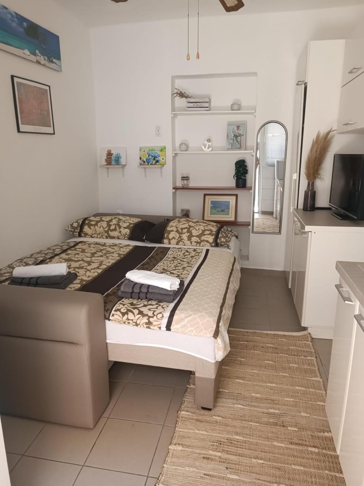 Zadar Beach Apartments Bagian luar foto