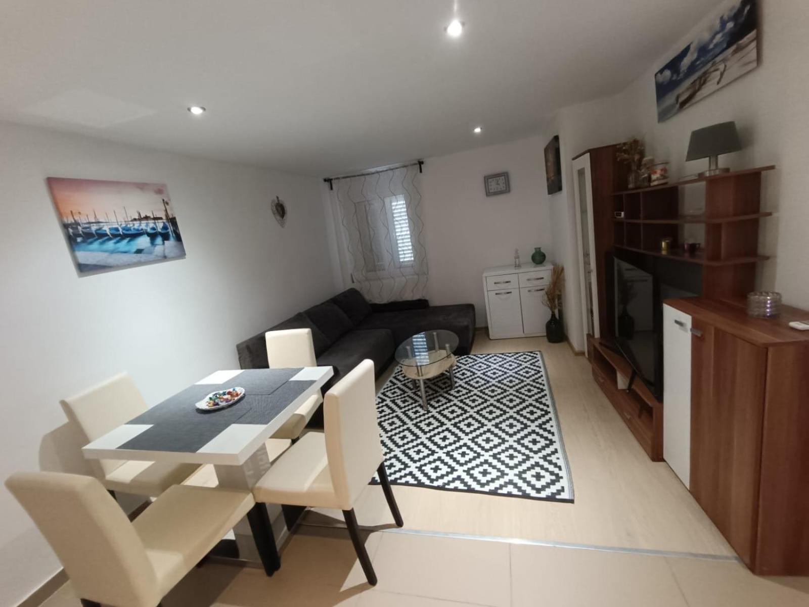Zadar Beach Apartments Bagian luar foto