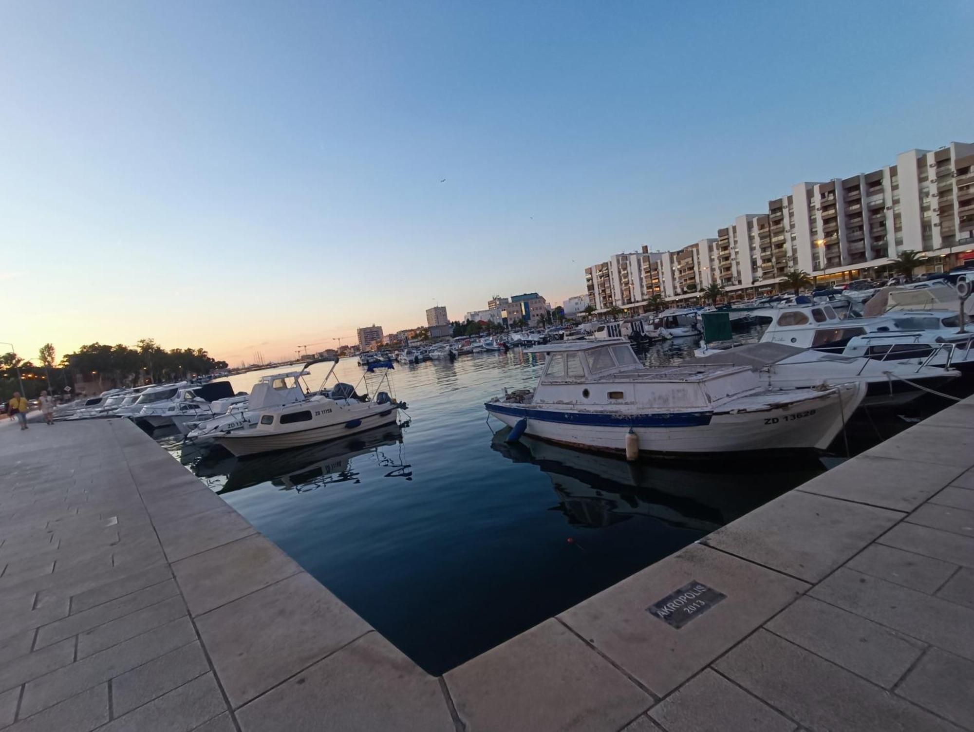 Zadar Beach Apartments Bagian luar foto