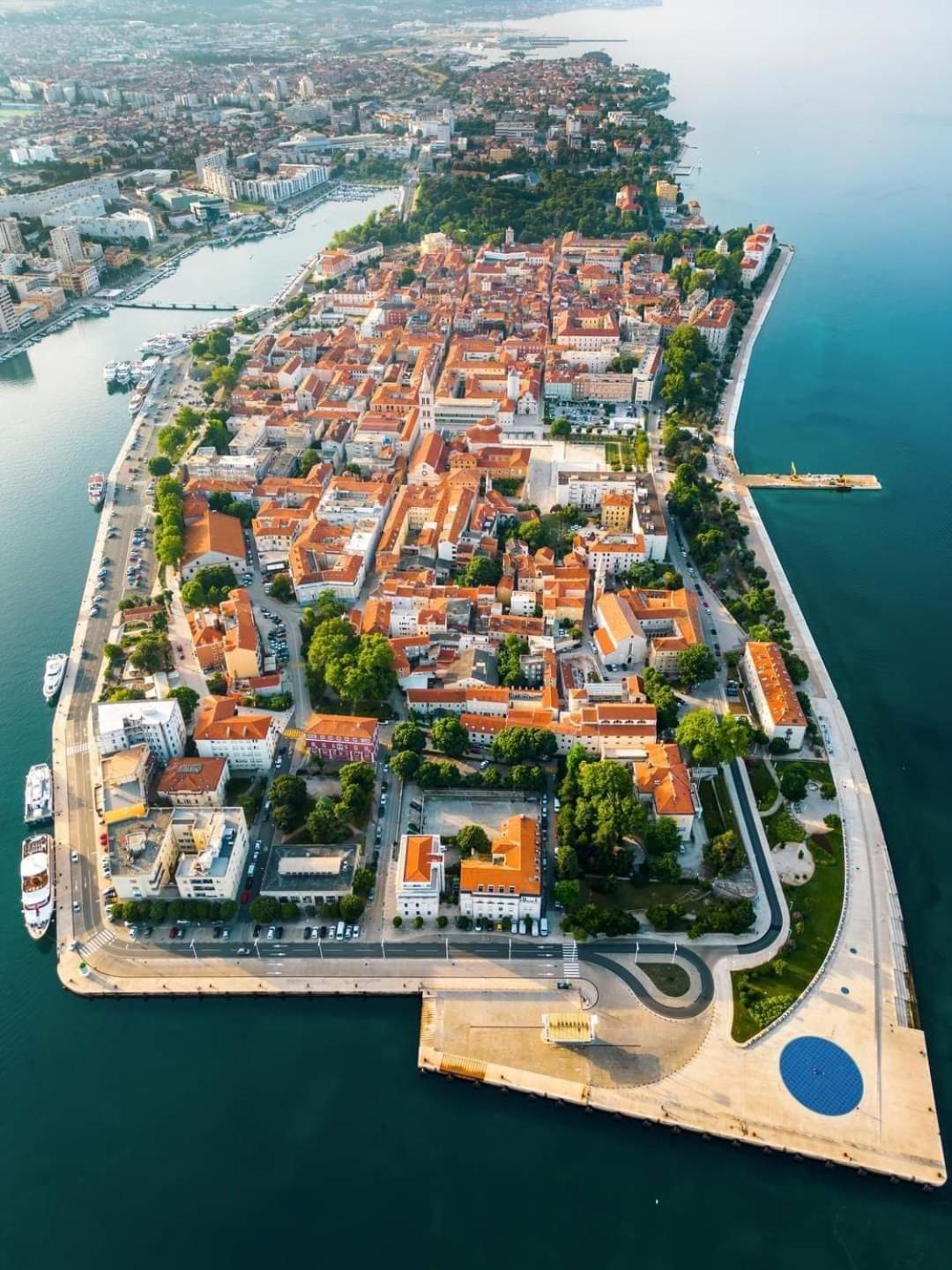 Zadar Beach Apartments Bagian luar foto